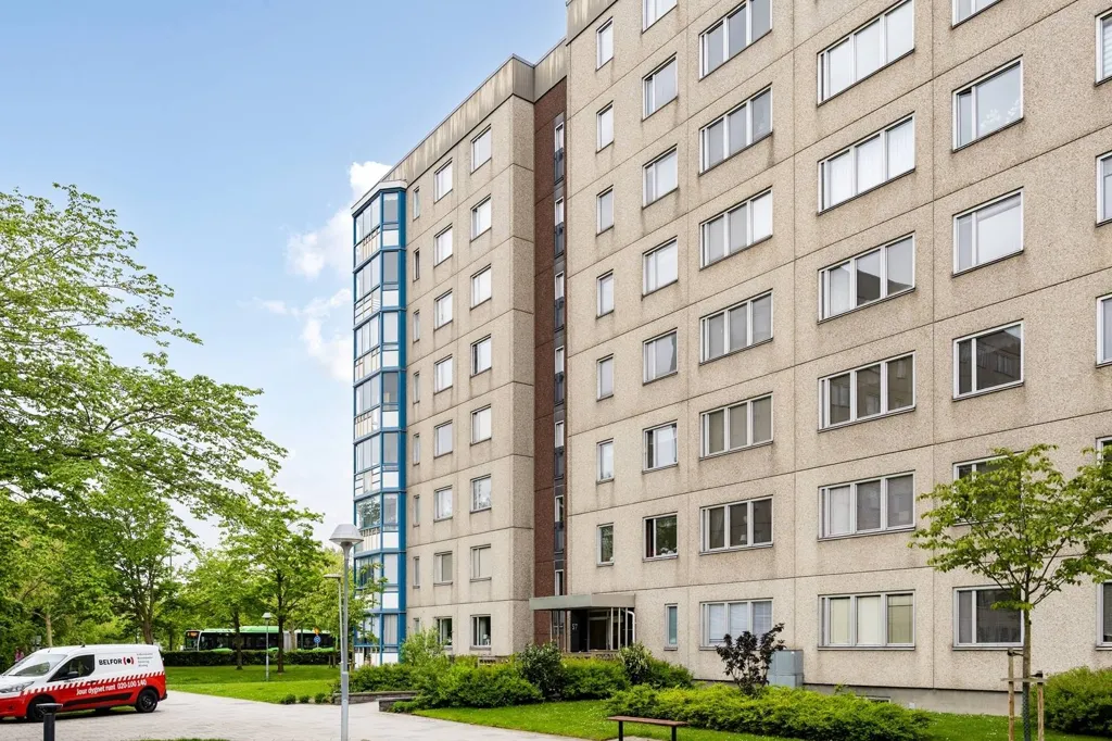 Välivaade - Renovated Apartment with Balcony in Malmö