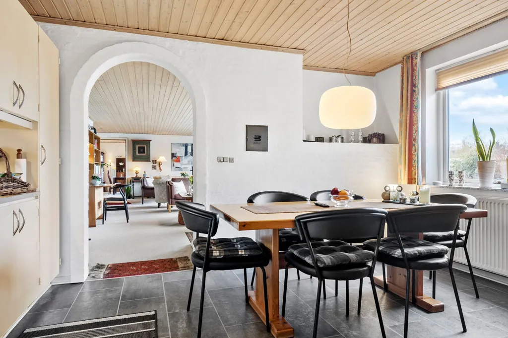 6-toaline maja asukohas Spentrup