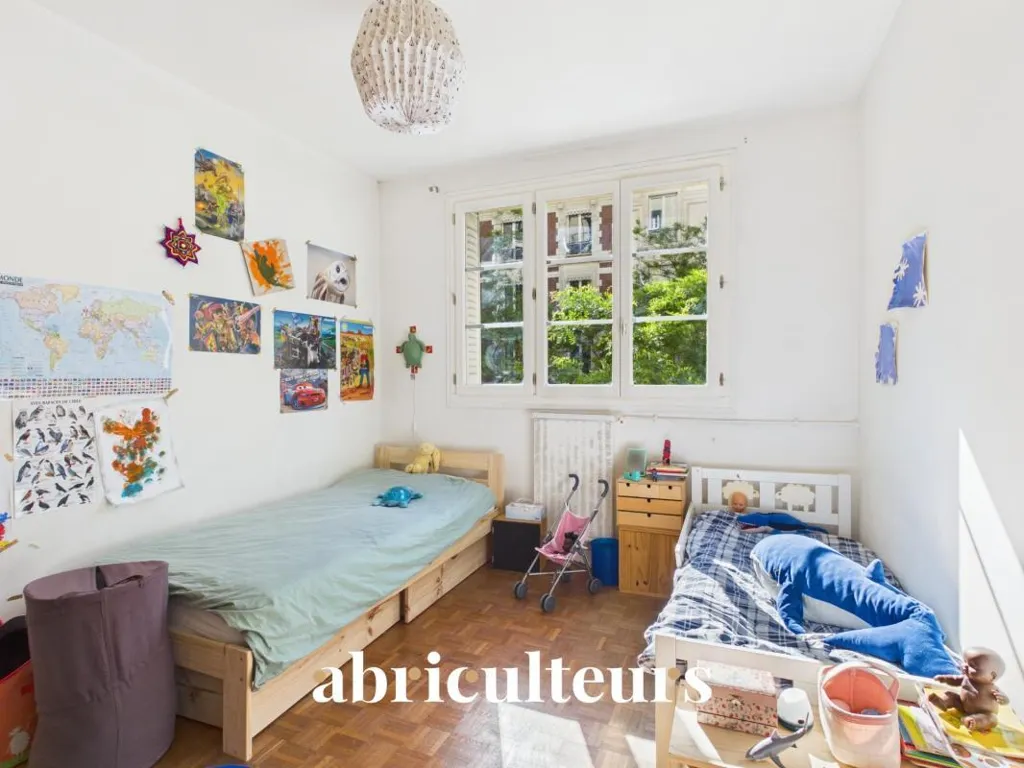 Magamistoad - Bright 3-Bed Flat with Balcony in Paris 12