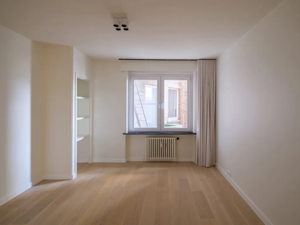 other_room