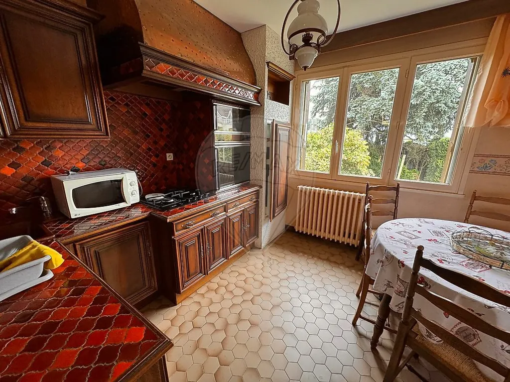 Cuisine - Maison au Calme avec Terrain Arboré près de Nevers