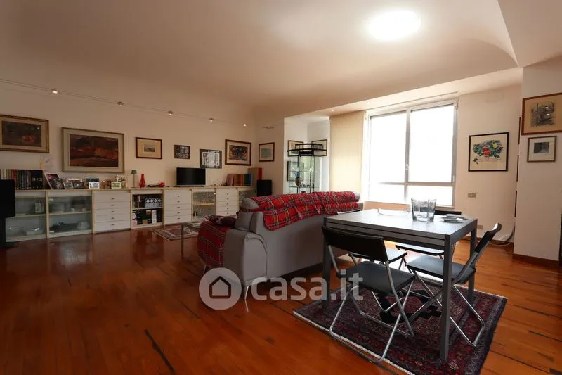 Séjour - Elegant Apartment with Balcony in Genoa Centre