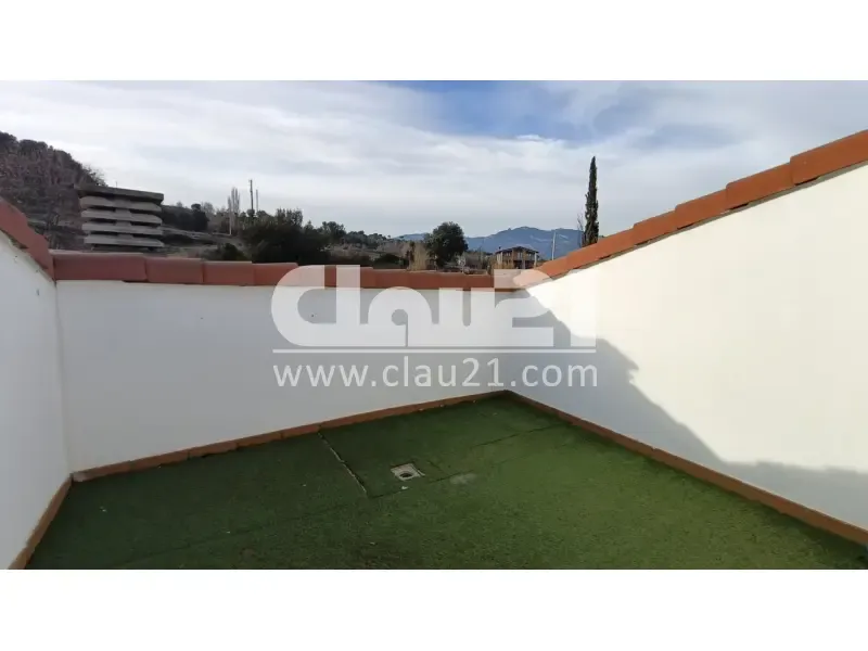 Terrazza - Furnished Duplex with Mountain and City Views in Gironella