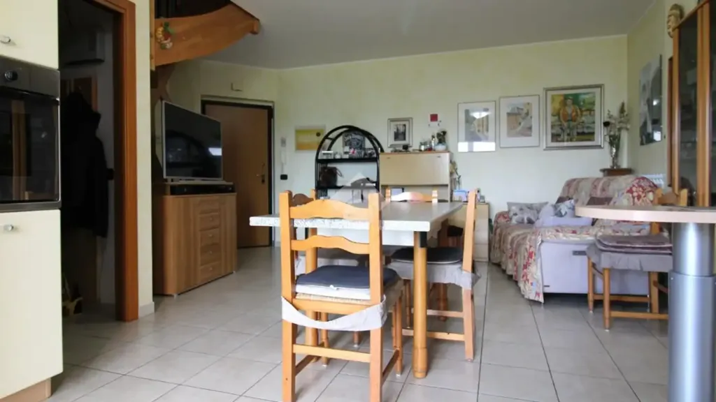 Söögituba - Duplex Apartment with Balcony in Campodipietra