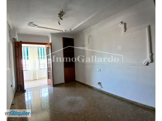 Pièces - Spacious Apartment with Terrace near Málaga Beach