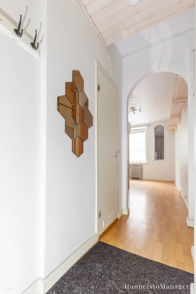 Esik - Efficient Studio with Balcony in Kamppi, Helsinki