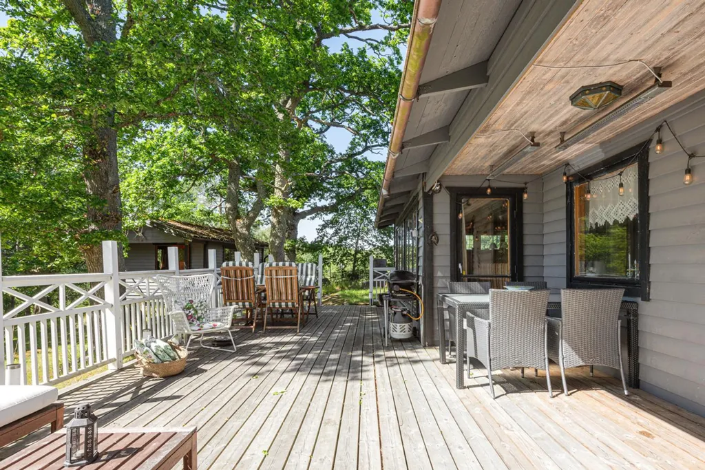 Terrasse - Charming Cottage with Garden in Skälsmara
