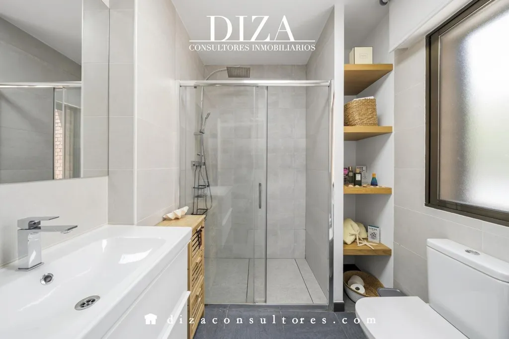 Vannitoad - Villa with Pool and Gym in Madrid