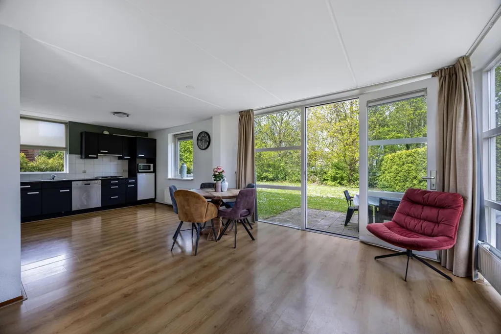 Söögituba - Villa with Large Garden in Zeewolde