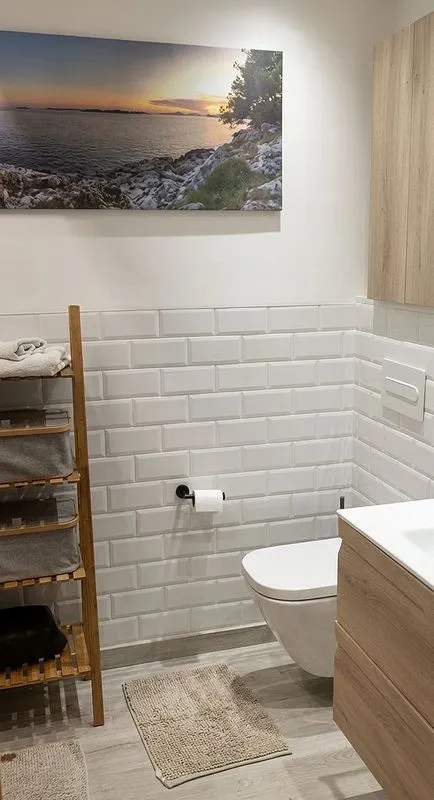 Vannitoad - Furnished Studio with Garage in Patraix
