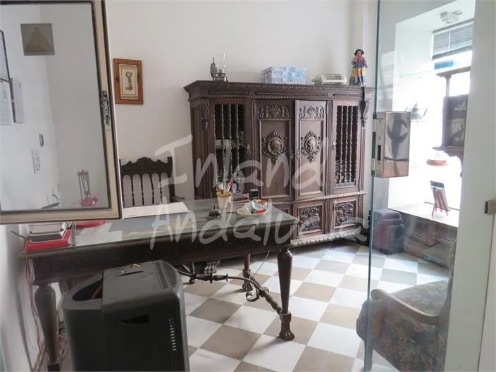 Bureau - Reformed Town House with Terrace in Alcaudete