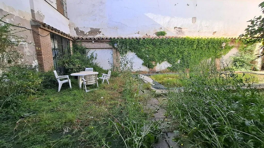 courtyard