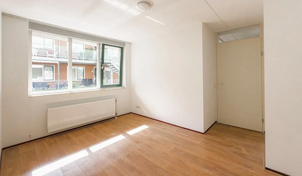 Toad - 3-Bedroom Apartment in Heemstede