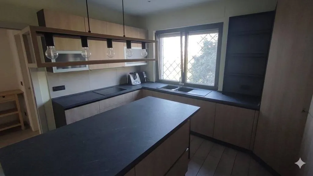 Cuisine - Luxury Villa with Terrace View in Moncalieri
