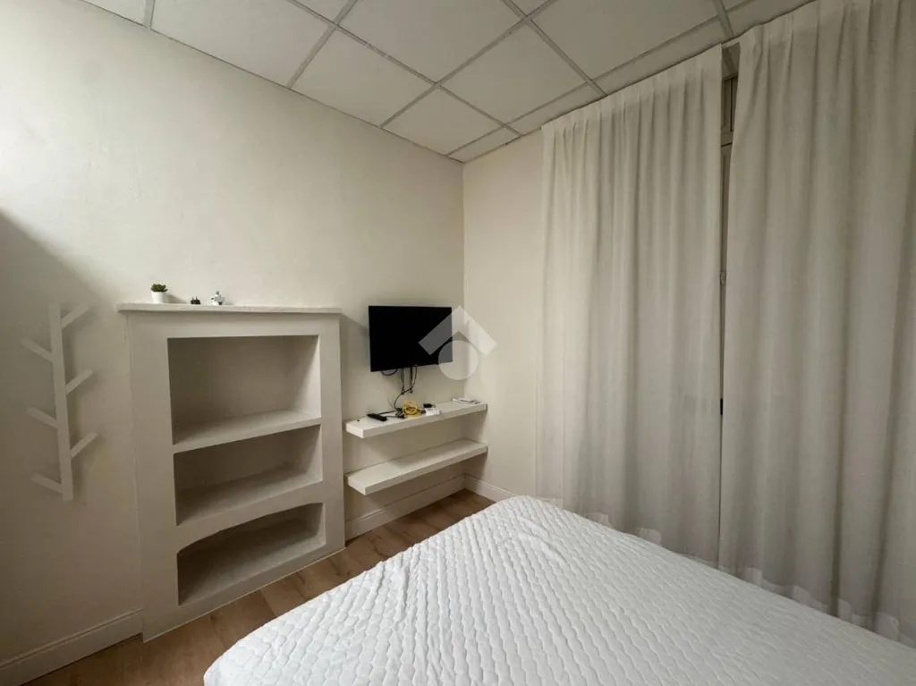 Chambres - Renovated Ground Floor Apartment in Cenisia