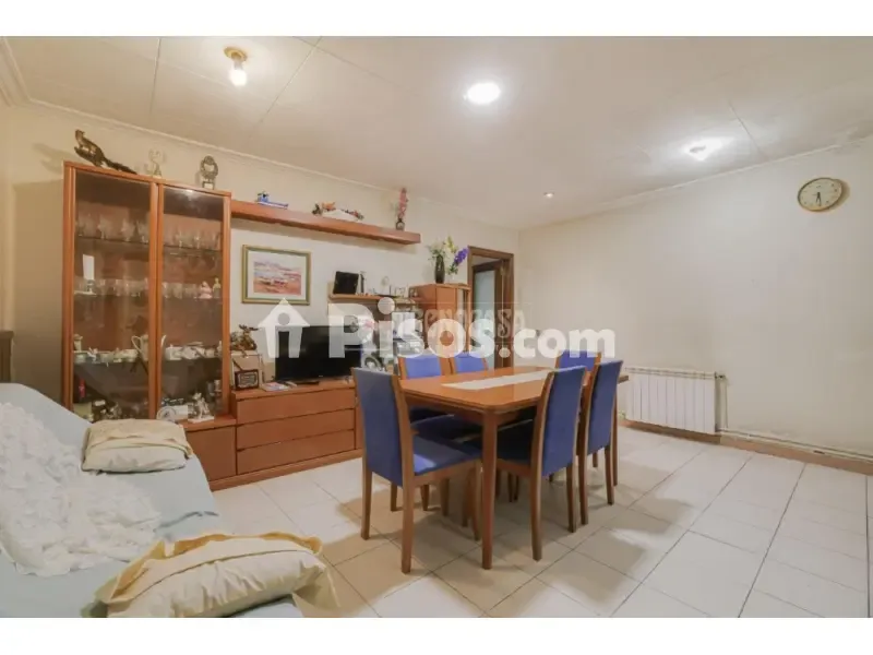 Sala da pranzo - Two-Storey House with Terraces in Terrassa