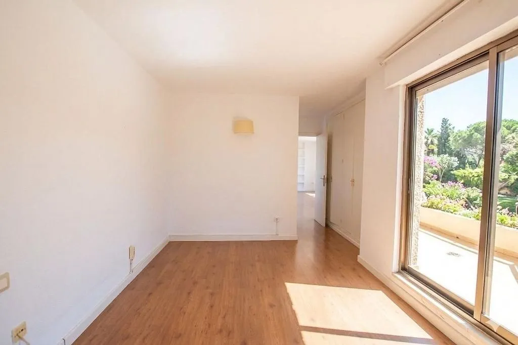 other_room