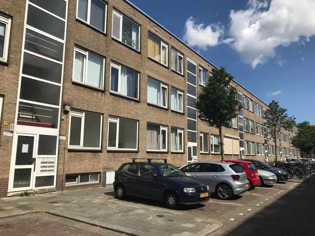 Extérieur - Furnished Studio with Balcony in Rotterdam Vreewijk