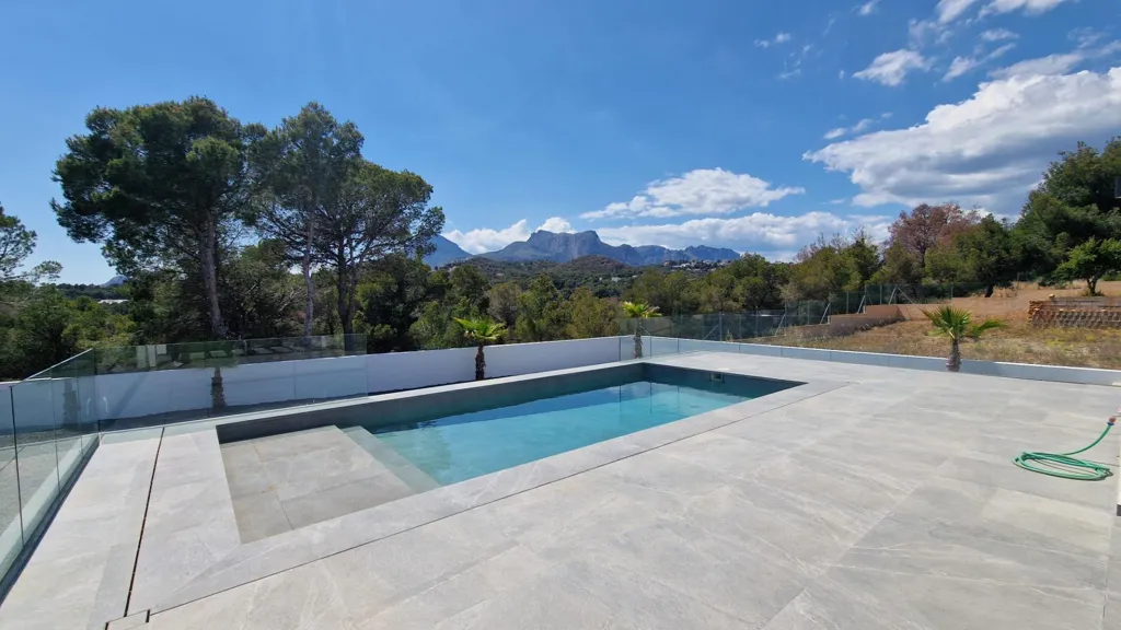 Piscine - Newly Built Villa with Pool in La Nucia