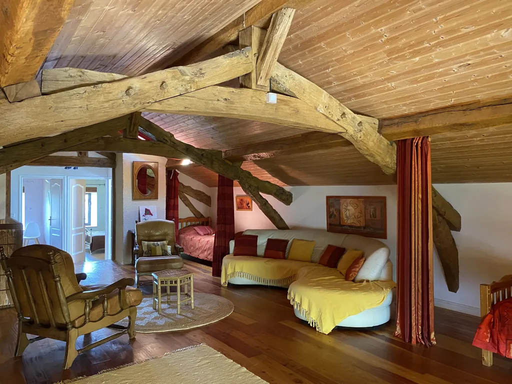 Rooms - Authentic Stone Farmhouses in Saint-Matré