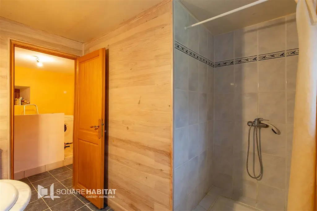 Salles de bain - Grange Aménagée avec Vue Sud à Bagnères de Bigorre
