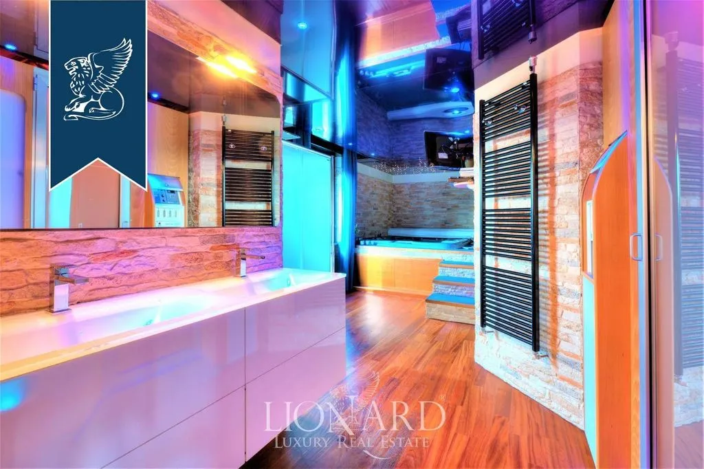 Vannitoad - Luxury Penthouse with Pool in Bergamo