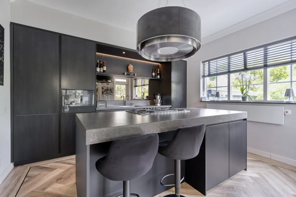 Köök - Luxury Villa with Garden in Beverwijk