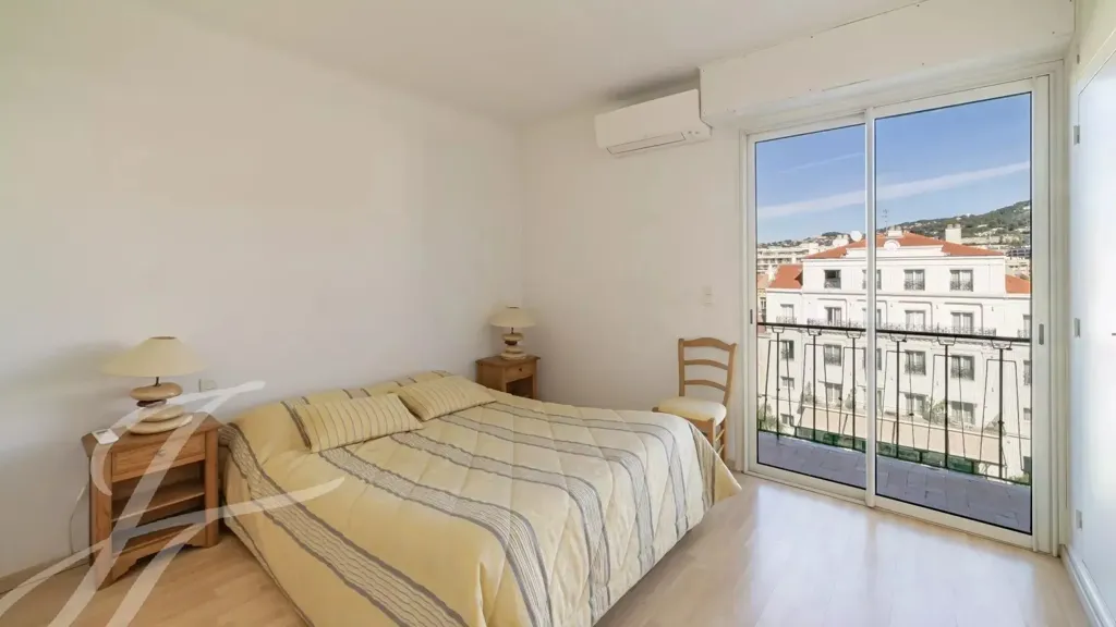 Magamistoad - Apartment with Sea View in Cannes