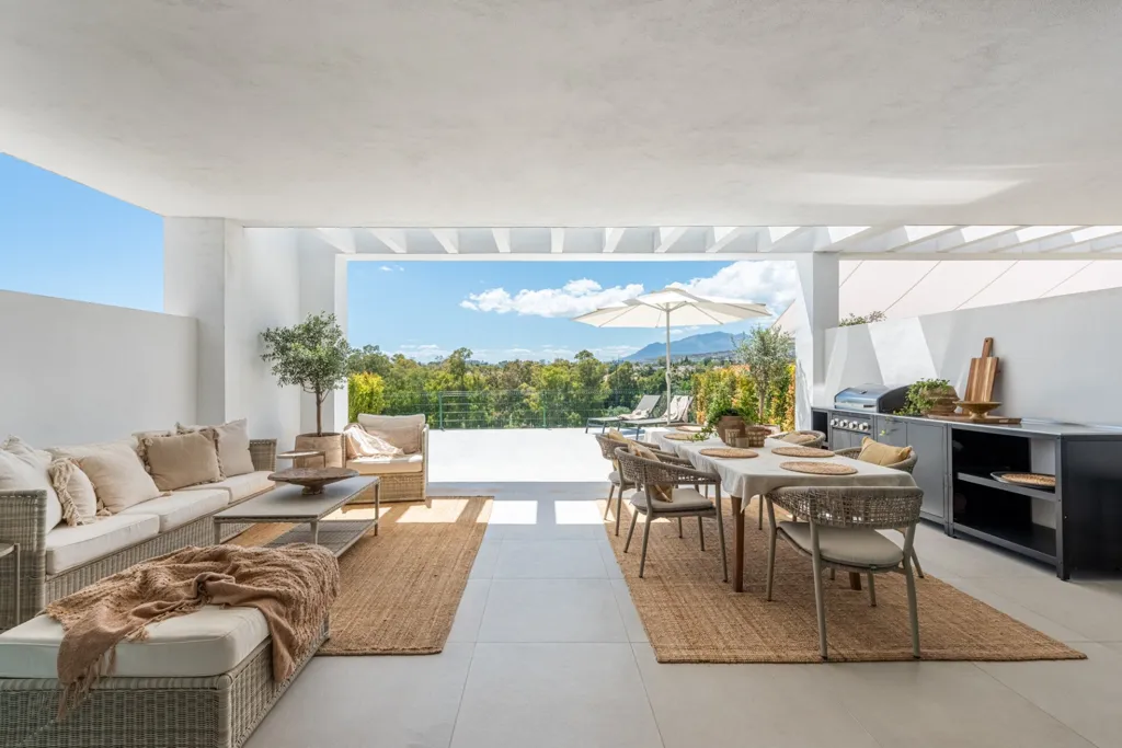 Terrasse - Modern Villa with West Views in San Pedro, Marbella