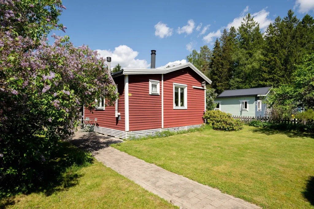 2-toaline maja asukohas Södertälje kommun