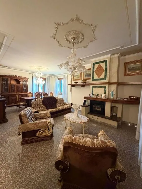Séjour - Luxury Villa with Garden in Verolavecchia