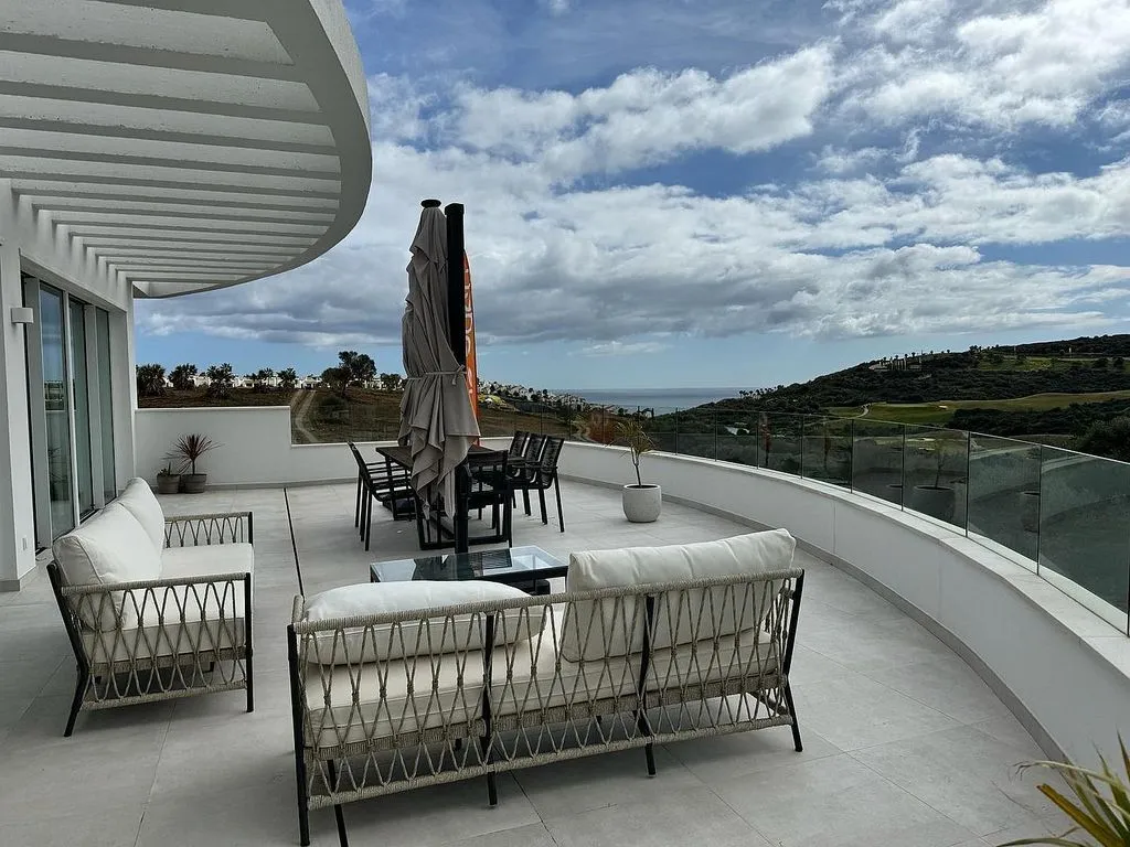 Terrazza - Apartment with Pool and Terrace in San Roque