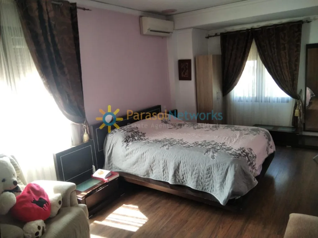 Magamistoad - Detached Villa with Pool in Ador