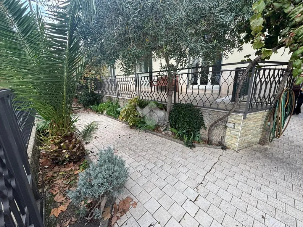 Välivaade - Characterful Apartment with Balcony in Lauro