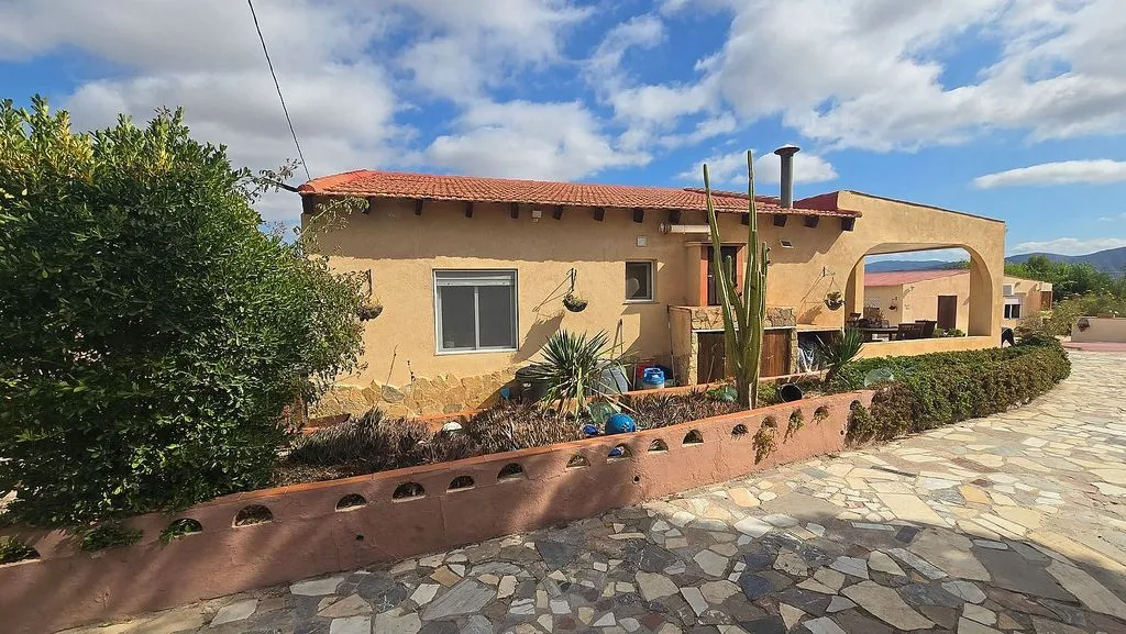Extérieur - Chalet with Pool and Terrace in Sax