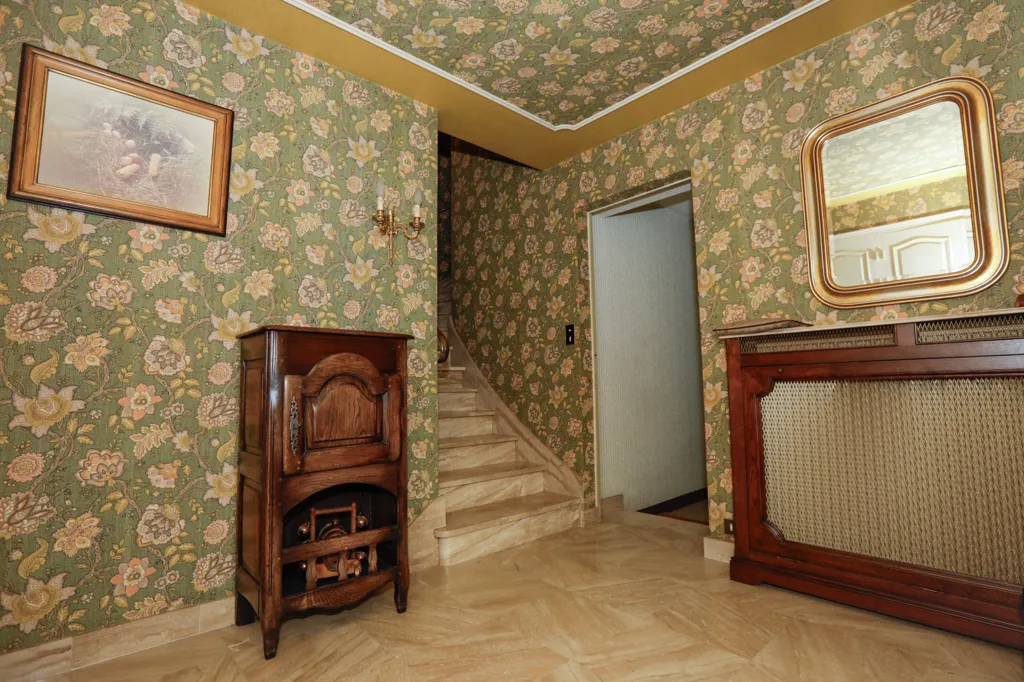 Entrée - Maison d'Architecte dans Quartier Calme