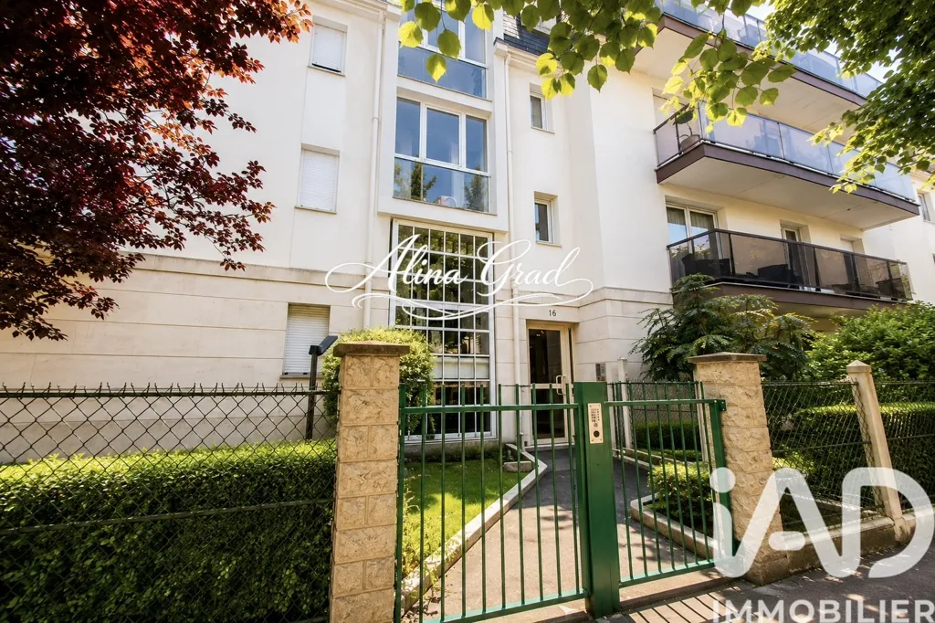 Extérieur - Appartement 4 Pièces avec Terrasse à Aulnay-Sous-Bois