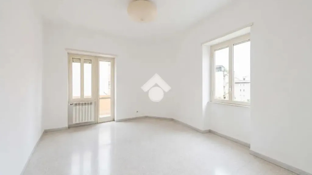 Pièces - Apartment with Triple Exposure in Balduina, Rome