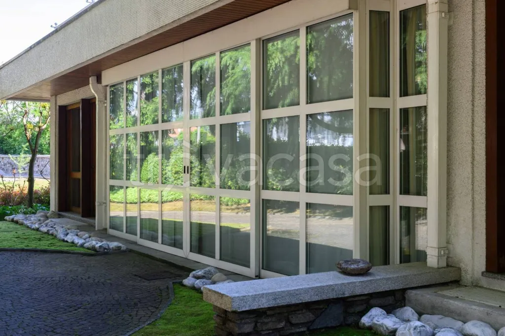 Välivaade - Villa with Private Garden in Gozzano