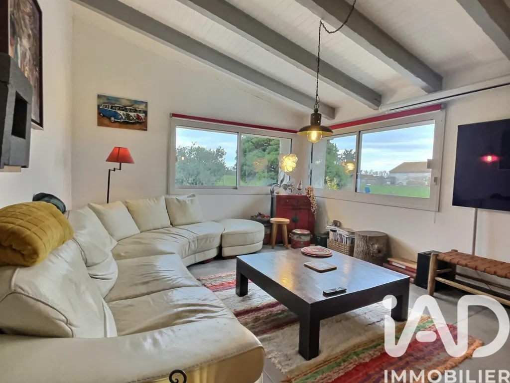 Elutuba - Country House with Panoramic View near Arles