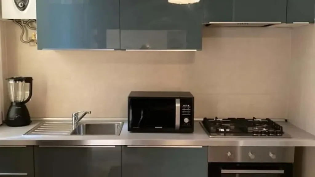 Cuisine - Bright Studio with Balcony in Milan