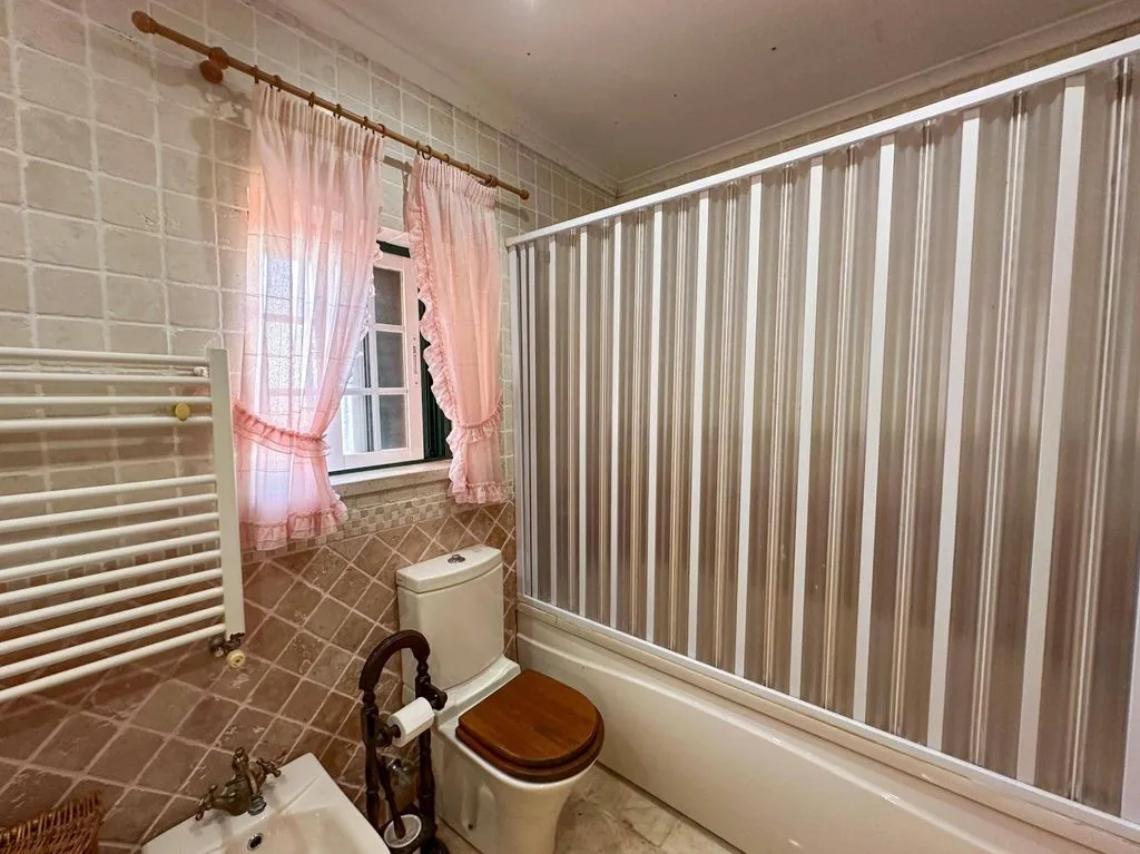 Salles de bain - Luxury Villa with Garden in Póvoa de Santarém