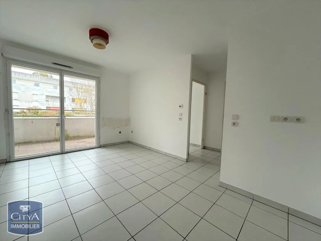 Pièces - Appartement 2 Pièces avec Balcon à Mérignac