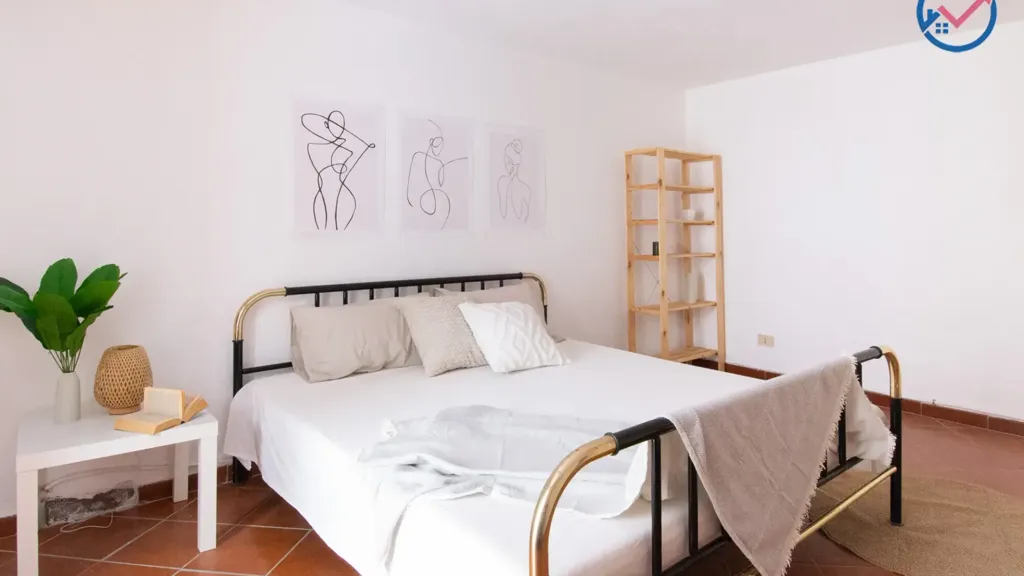 Bedrooms - Trilocale with Private Garage in Palermo
