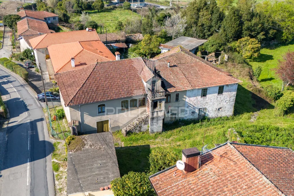 Õhuvaade - Rustic Quinta with 6 Hectares in Moure