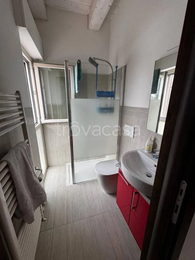 Salles de bain - Rear-Access Villa with Garden in Torino