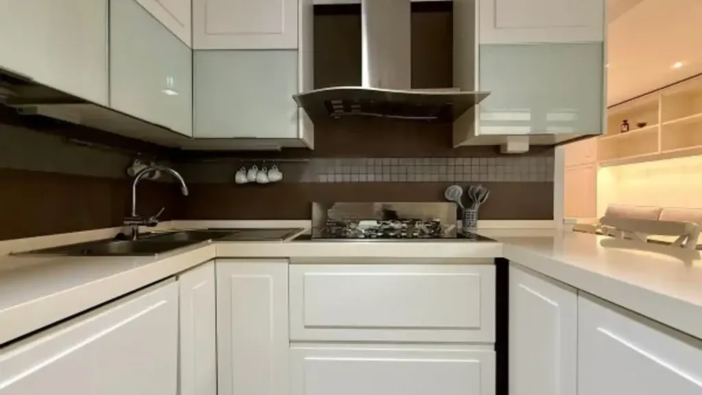 Kitchen - Rustic Villa with Garden in Bari