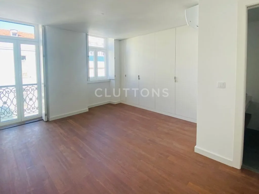 Pièces - Luxury Apartment with Terrace in Lisbon