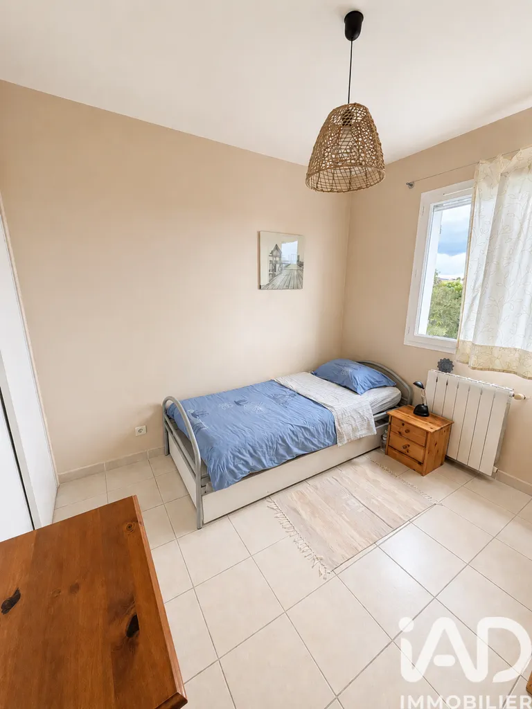 Magamistoad - Mediterranean-Style House with Terrace in Caux