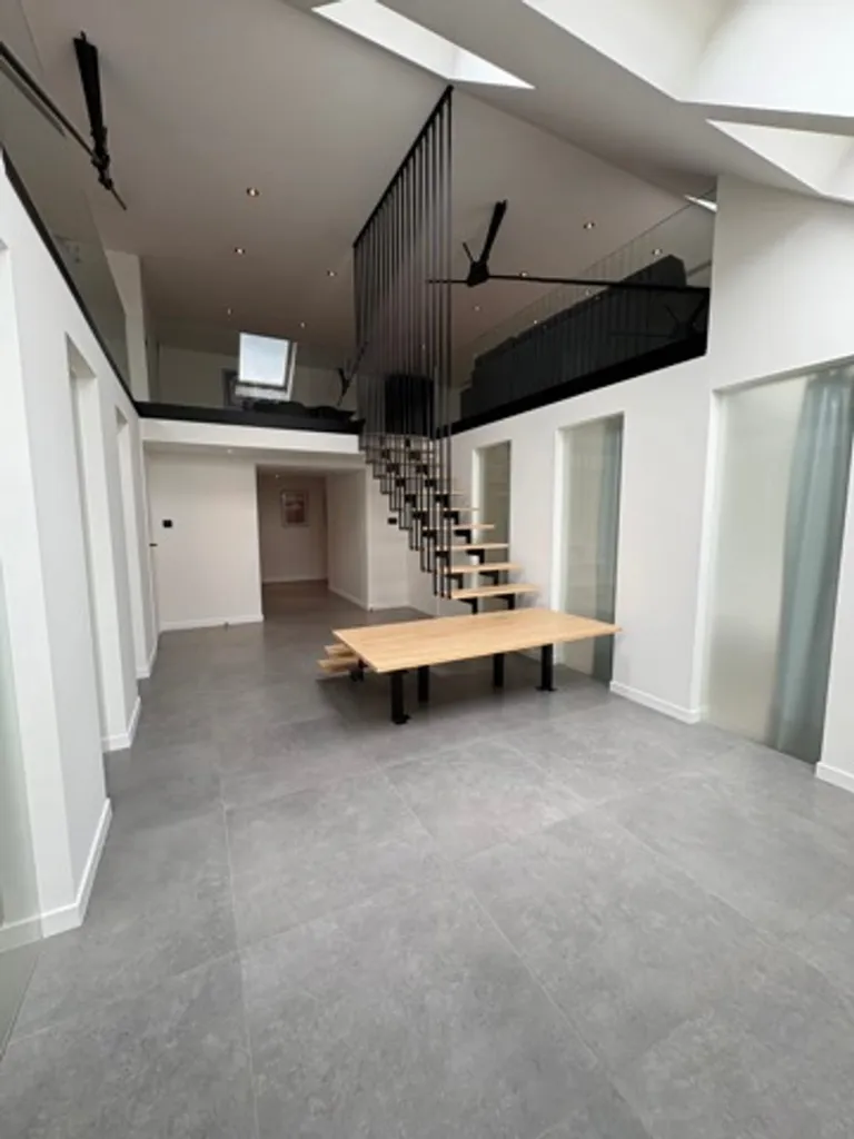 Salle à manger - Duplex Lumineux avec Cave et Parking à Nice